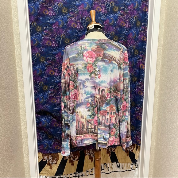 🌈 Lovely Vintage romantic roses top - Picture 8 of 11